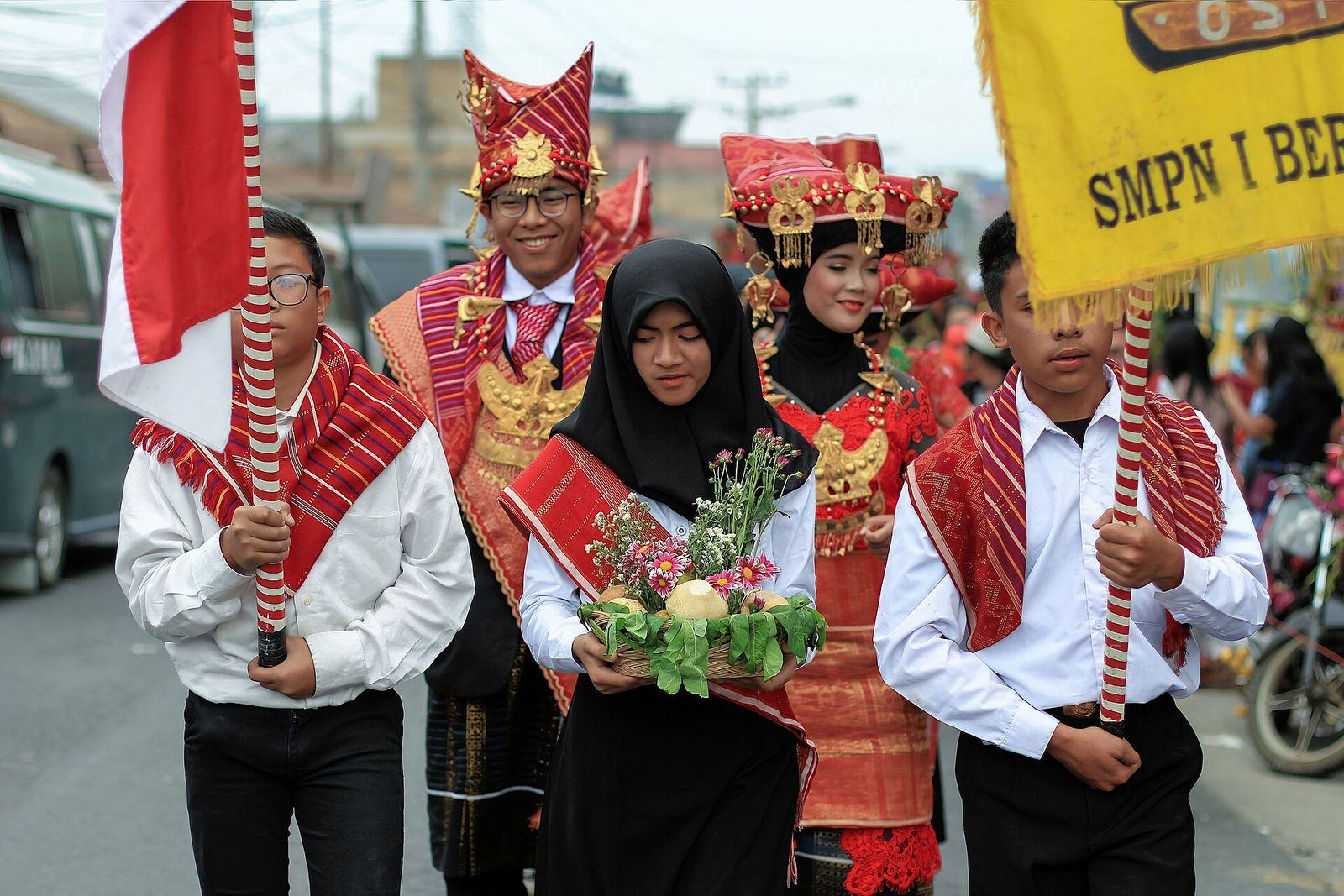 Pawai Pesta Buah di Berastagi